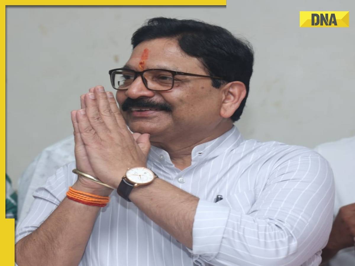 Shiv Sena MP Ravindra Waikar's kin booked for using phone to unlock EVM