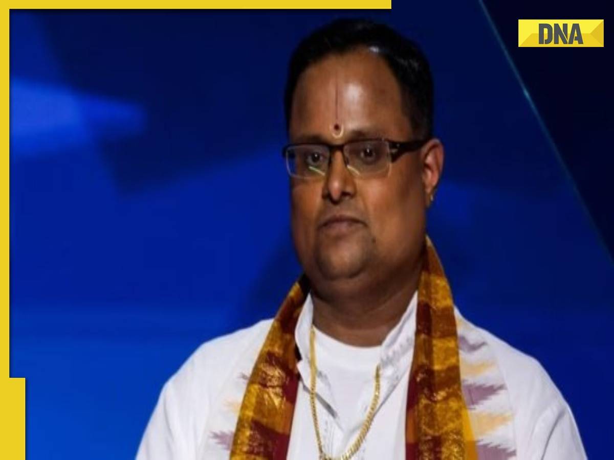 Meet Hindu priest who opened US Democratic National Convention with Vedic prayers, he belongs to…