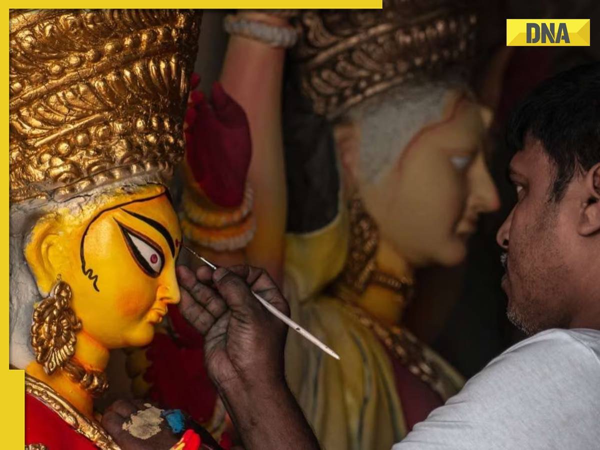 Happy Mahalaya 2024: Here are WhatsApp wishes, status, Facebook quotes and messages to share with your friends, family