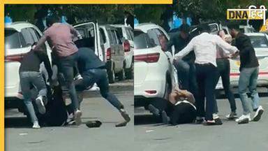 Noida Viral Video: कार में बैठे कपल से Amity University में सरेआम गुंडागर्दी, दबंगों ने बाहर खींचा और जमकर की धुनाई