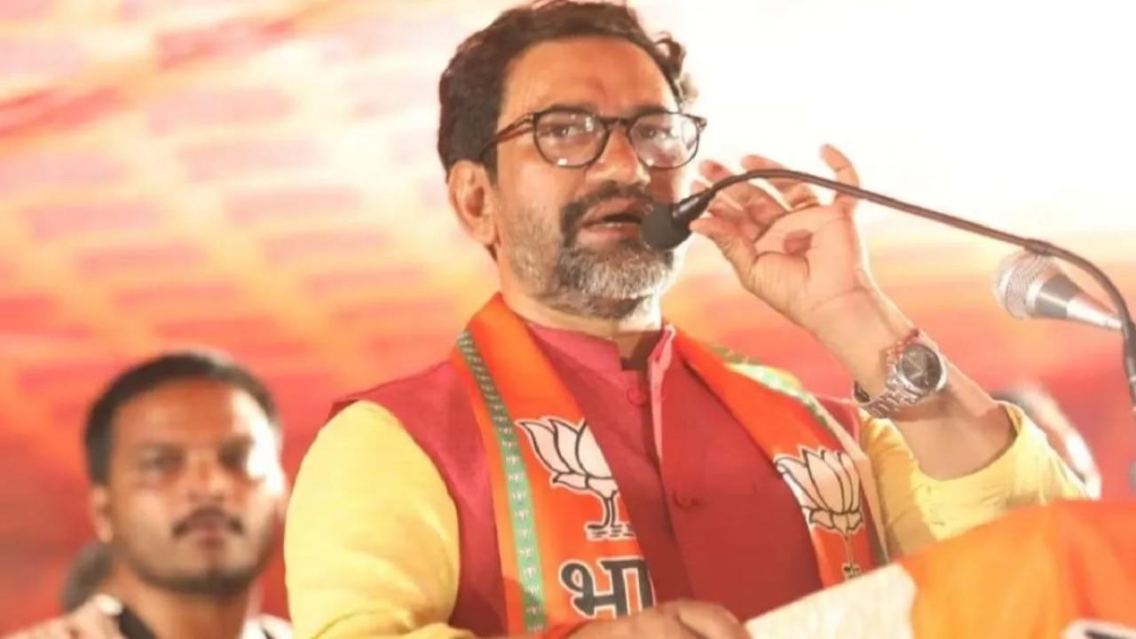 Dinesh Lal Yadav Nirahua (Bharatiya Janata Party)