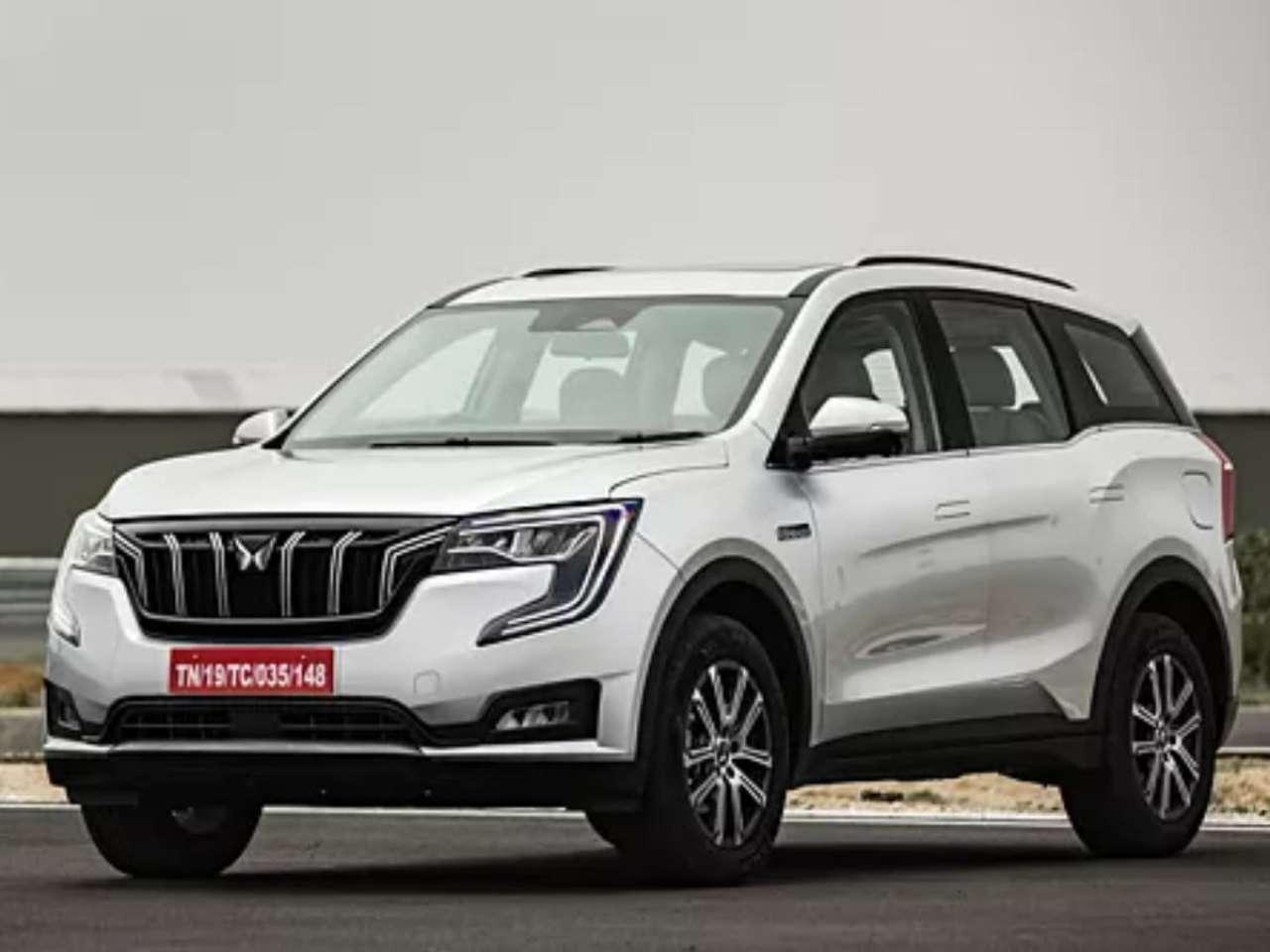 Mahindra XUV 700