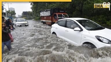 Weather Update: Delhi-NCR में लगातार चौथे दिन बरसे बादल, बारिश के बाद सड़कों पर भरा पानी, ट्रैफिक जाम ने बढ़ाई परेशानी