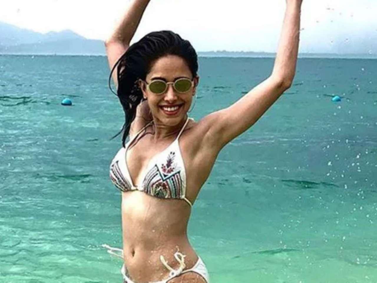 Nushrratt Bharuccha looks stunning in a stylish bikini