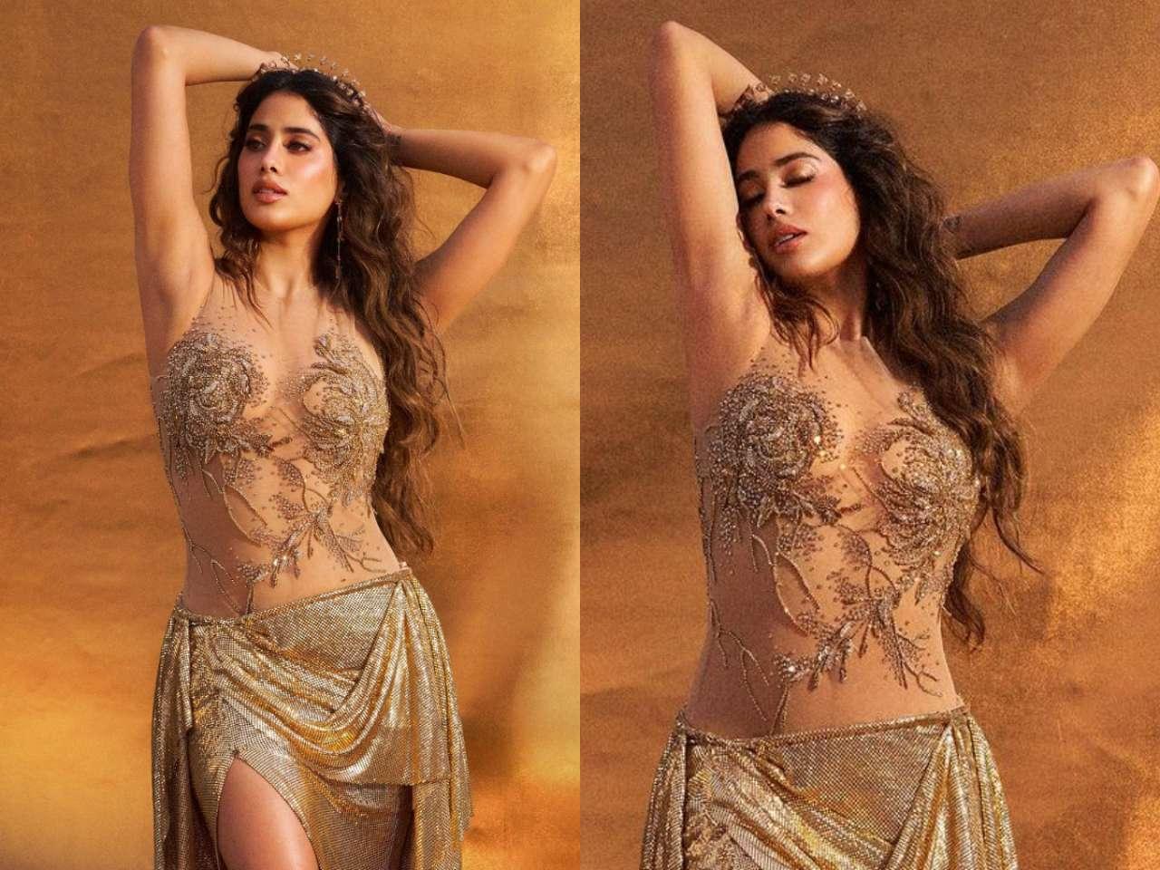 Janhvi Kapoor burned the internet with these photos