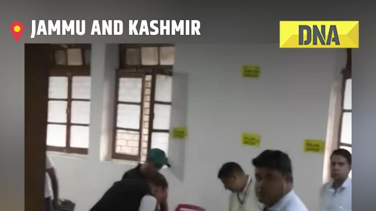 Ghulam Nabi Azad ने सुबह-सुबह jammu kashmir में डाला वोट