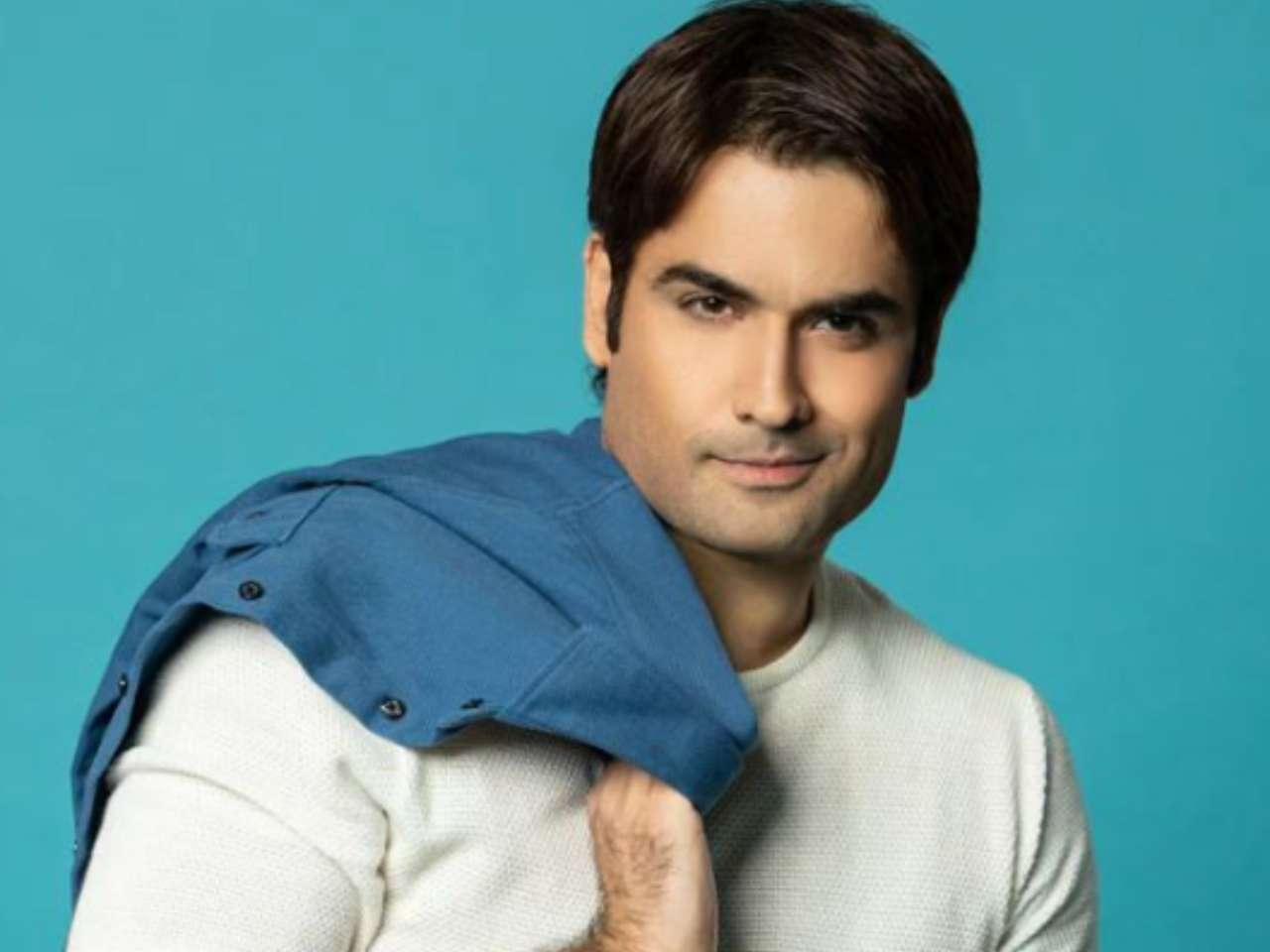 Vivian DSena