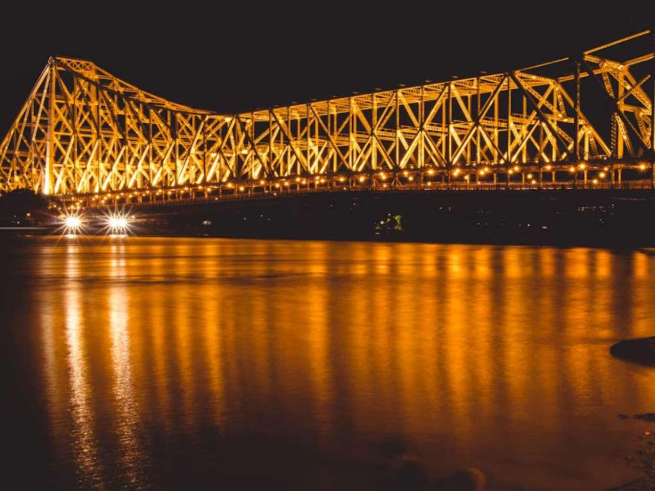 Howrah Bridge, Kolkata: